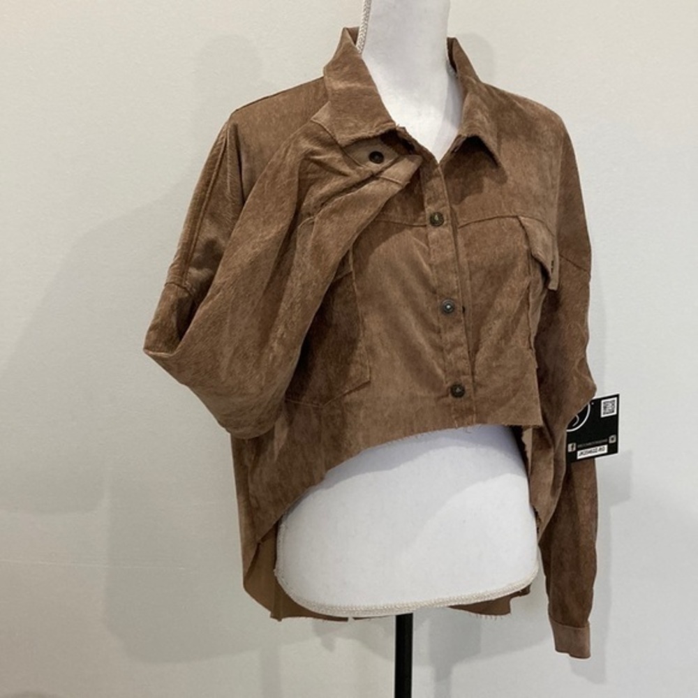 Cropped corduroy shacket oversized